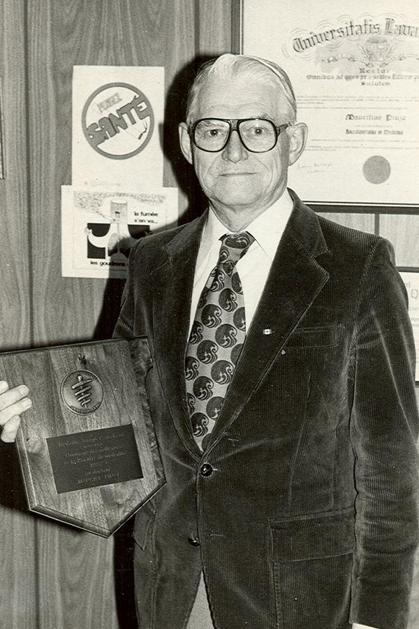 Dr Maurice Piuze Dr Maurice Piuze